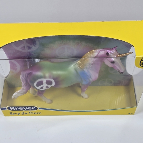 Breyer keep the peace magical unicorn horse 1:12 scale new - Picture 3 of 6